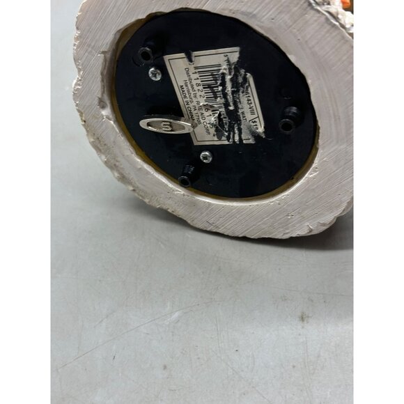 Merry Christmas world Winter Musical Snow Globe Santa Children Figurines READ - Picture 6 of 6